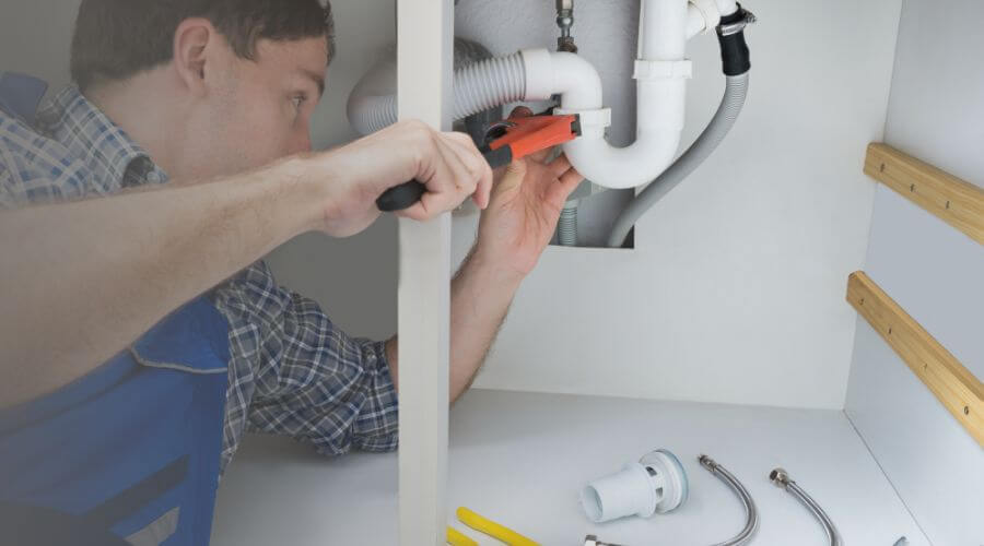 Local tankless water heater installation in Hinton, WV